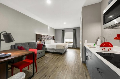 Hawthorn Suites by Wyndham College Station - image 44
