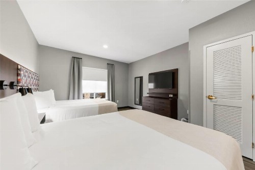 Hawthorn Suites by Wyndham College Station - image 45
