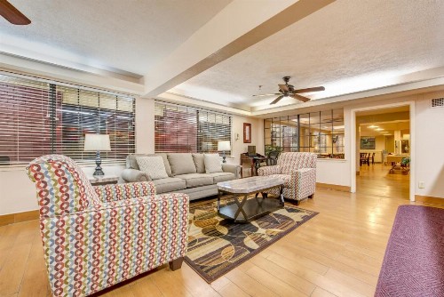 Days Inn by Wyndham College Station University Drive - image 34