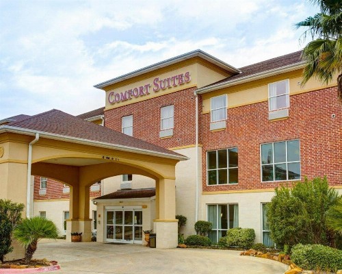 Comfort Suites University Drive - image 34