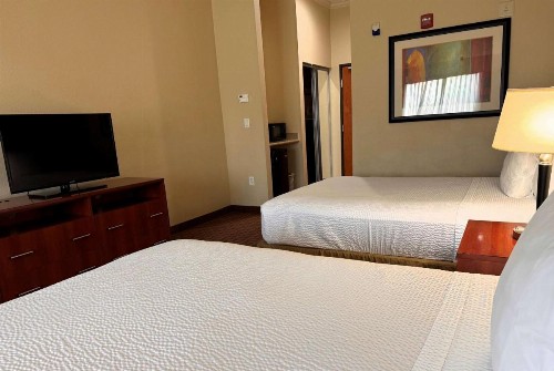Ramada by Wyndham College Station - image 35