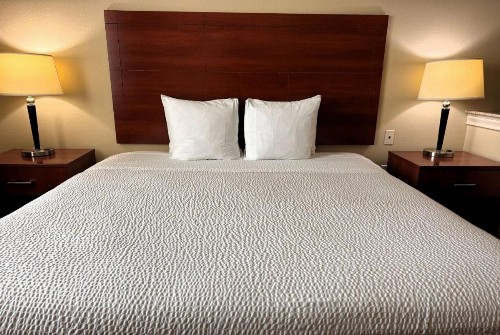 Ramada by Wyndham College Station - image 37