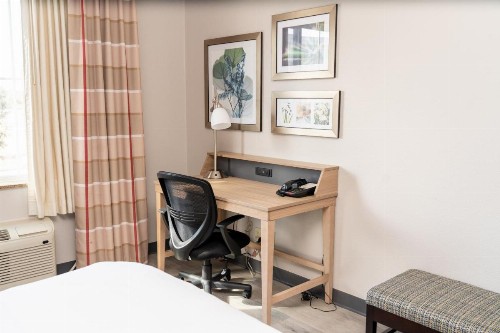 Country Inn & Suites by Radisson College Station TX - image 14