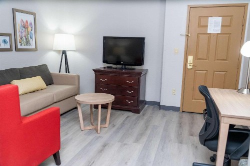 Country Inn & Suites by Radisson College Station TX - image 17