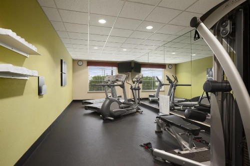 Country Inn & Suites by Radisson College Station TX - image 7