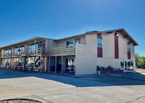 EZ Travel Inn College Station