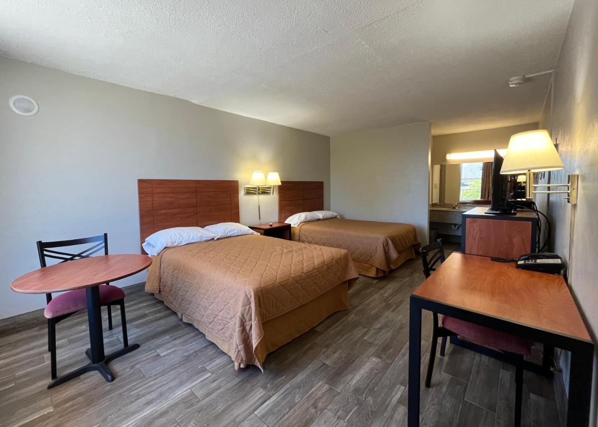 EZ Travel Inn College Station - image 3