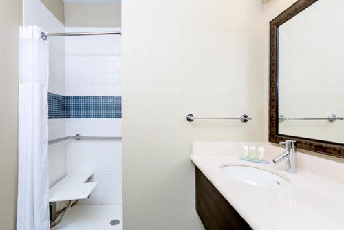 Staybridge Suites College Station an IHG Hotel - image 39