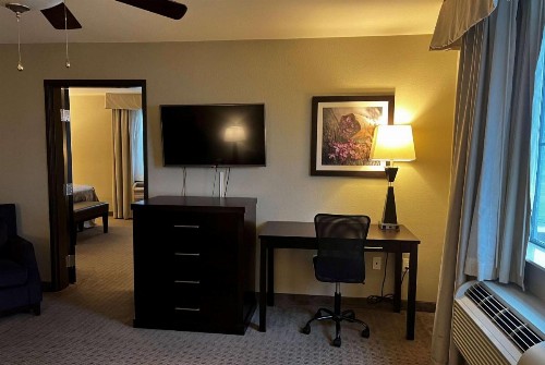 Baymont by Wyndham College Station - image 22