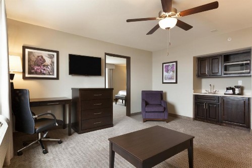 Baymont by Wyndham College Station - image 32