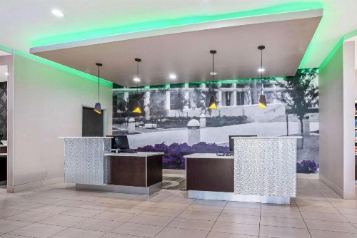 La Quinta by Wyndham College Station South - image 24