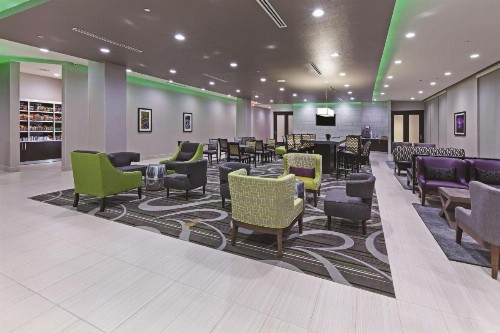 La Quinta by Wyndham College Station South - image 30