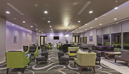 La Quinta by Wyndham College Station South - image 34