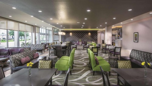 La Quinta by Wyndham College Station South - image 38