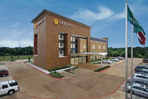 La Quinta by Wyndham College Station South - image 46