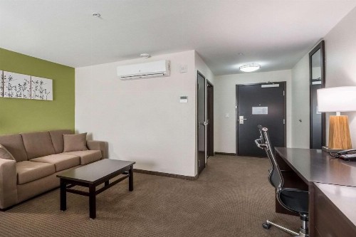 Sleep Inn & Suites College Station - image 15