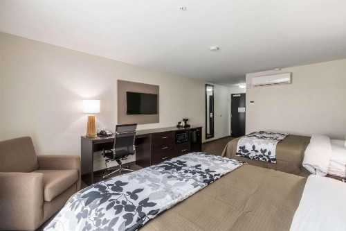 Sleep Inn & Suites College Station - image 16