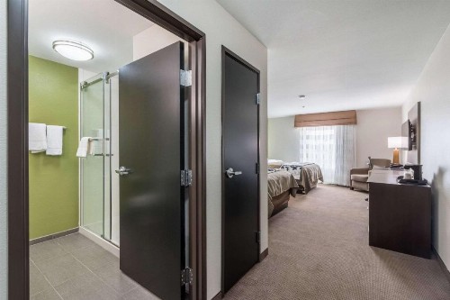 Sleep Inn & Suites College Station - image 18