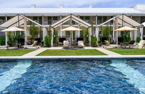 Cavalry Court by Valencia Hotel Group - image 24