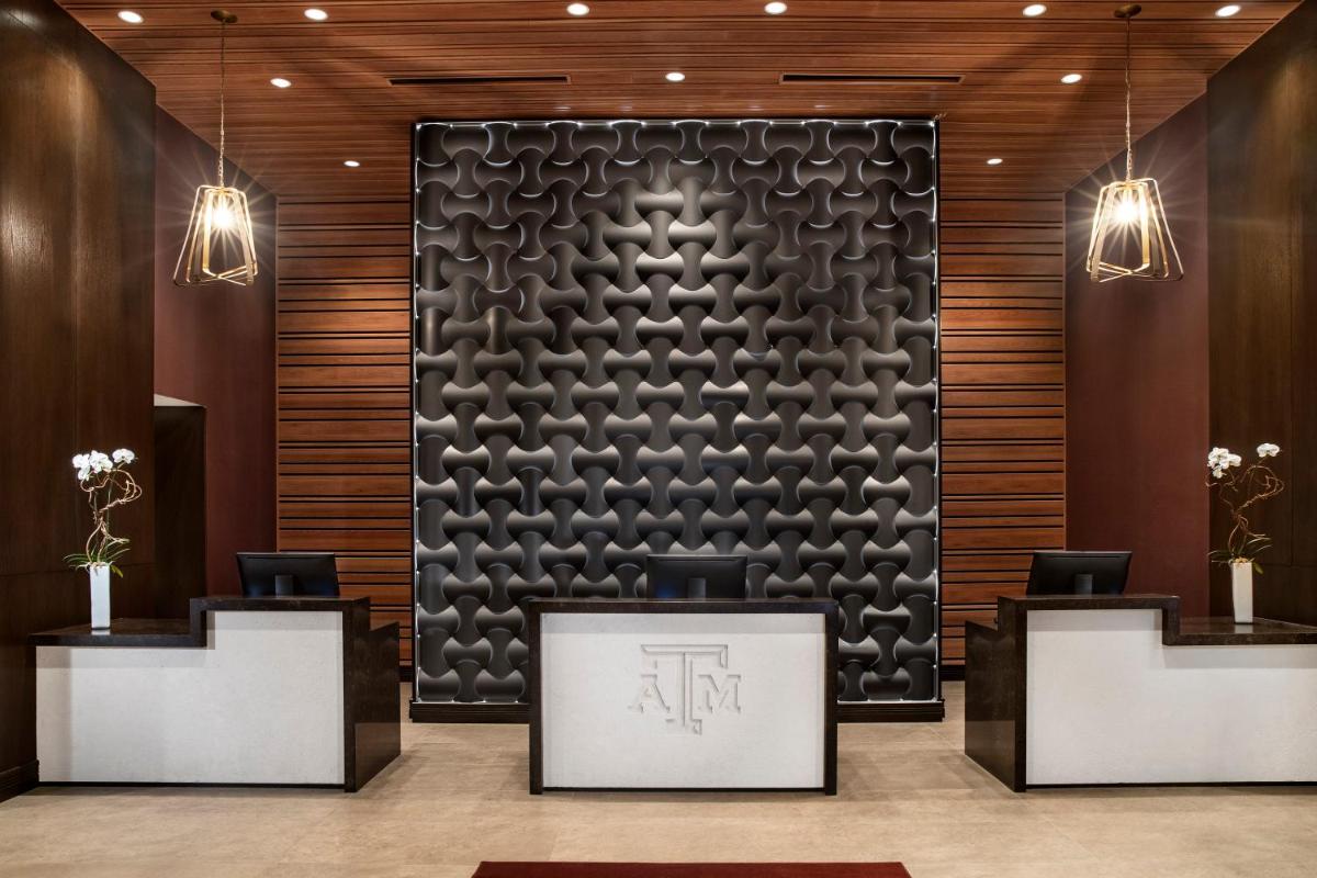 Texas A&M Hotel and Conference Center - image 2