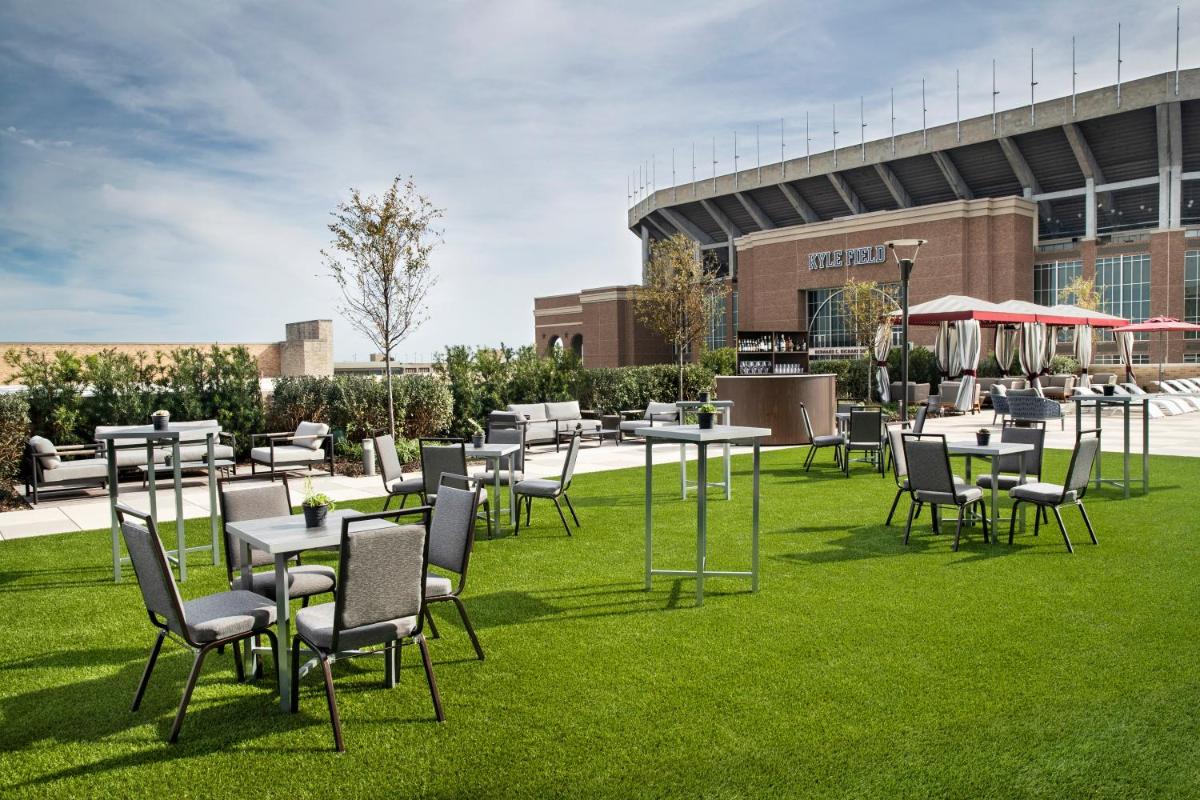 Texas A&M Hotel and Conference Center - image 4