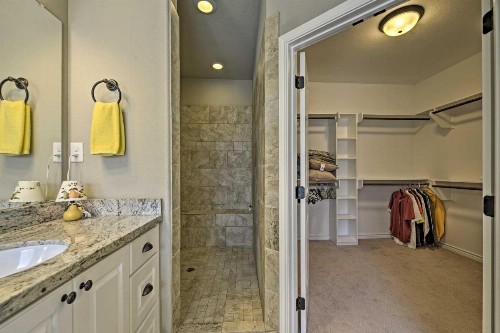 Luxurious College Station Home w/ Pool+Patio! - image 12