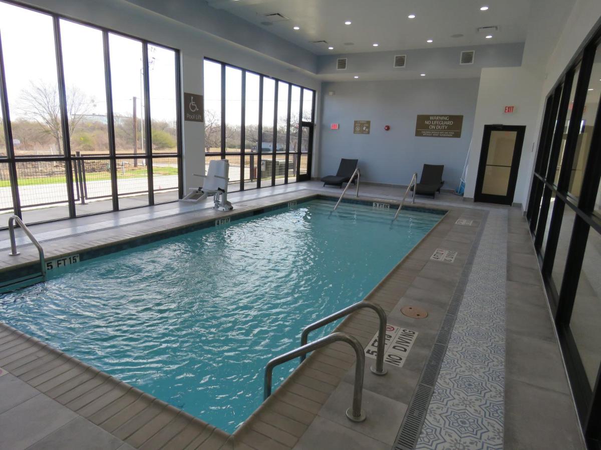 Wyndham Garden College Station - image 6