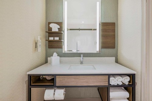 Hilton Garden Inn Colorado Springs Airport - image 37