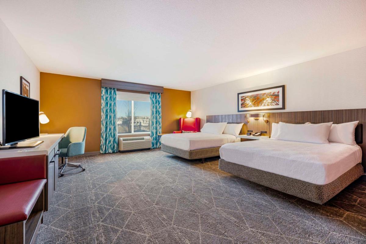 Hilton Garden Inn Colorado Springs Airport - image 5