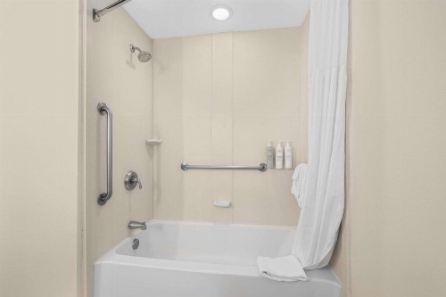 Wingate by Wyndham Colorado Springs - image 19