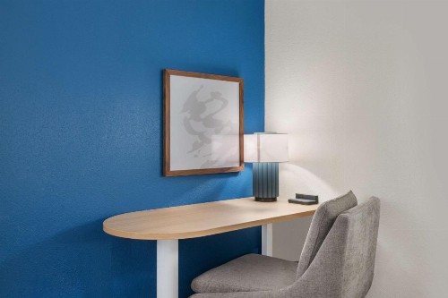 Wingate by Wyndham Colorado Springs - image 25