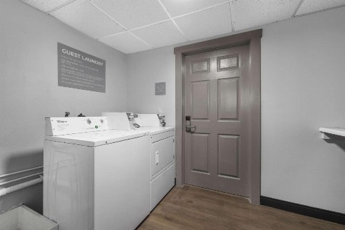 Wingate by Wyndham Colorado Springs - image 33