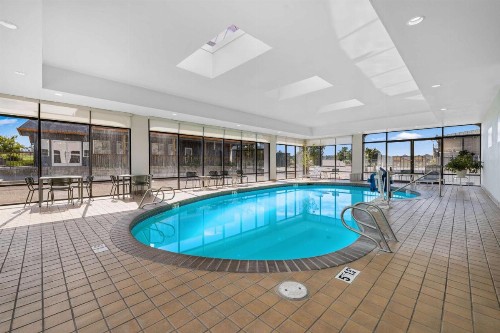 Wingate by Wyndham Colorado Springs - image 9