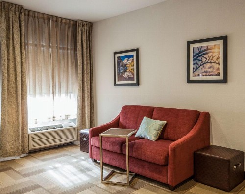 Hampton Inn Colorado Springs-Airport - image 6
