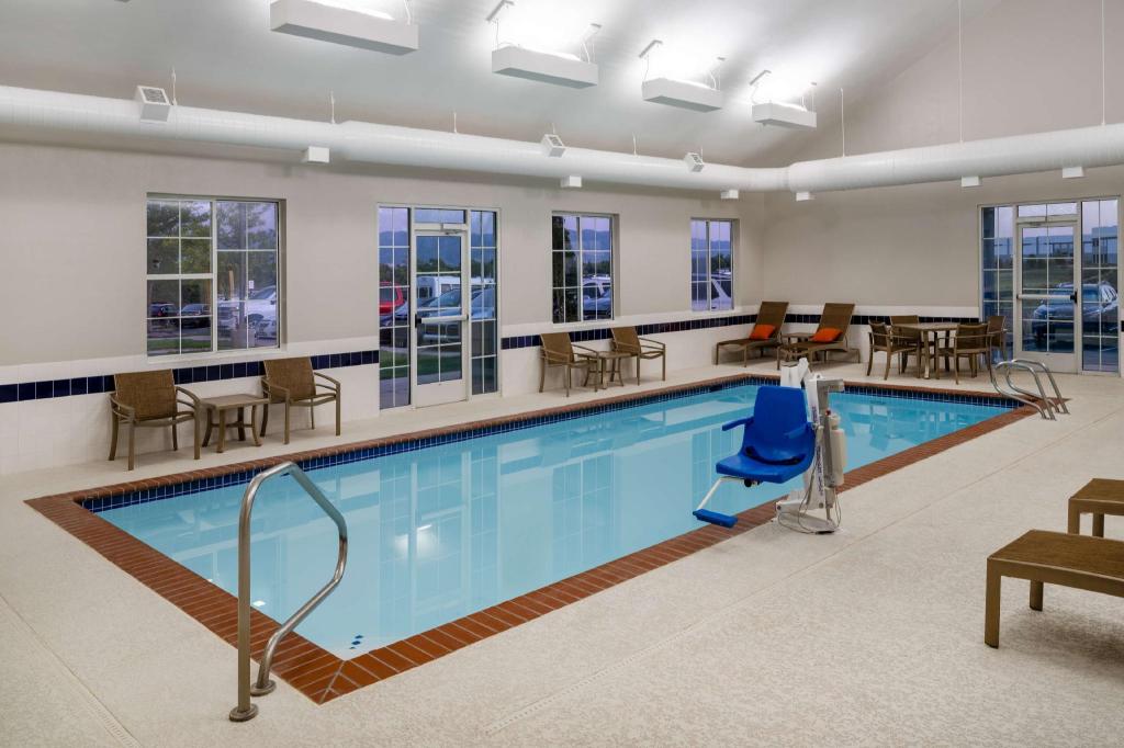 Country Inn Colorado Springs Airport - image 6