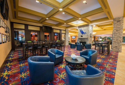 Hotel Elegante Conference and Event Center - image 9