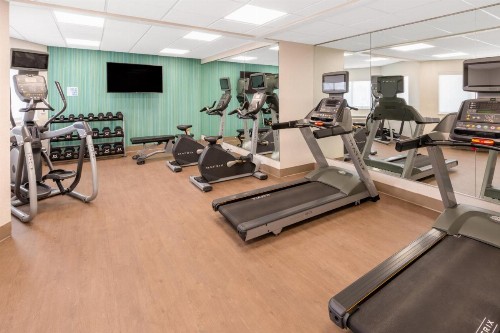 Holiday Inn Express & Suites Colorado Springs-Airport an IHG Hotel - image 23