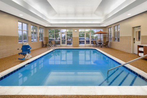 Holiday Inn Express & Suites Colorado Springs-Airport an IHG Hotel - image 37