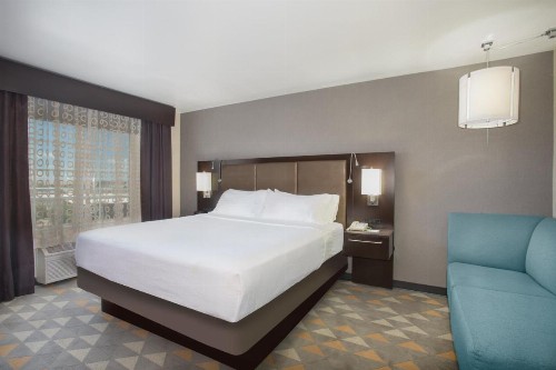 Holiday Inn Colorado Springs - Airport an IHG Hotel - image 11