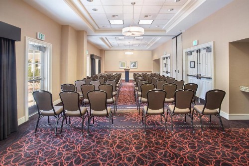 Holiday Inn Colorado Springs - Airport an IHG Hotel - image 22