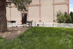 Rodeway Inn - image 5