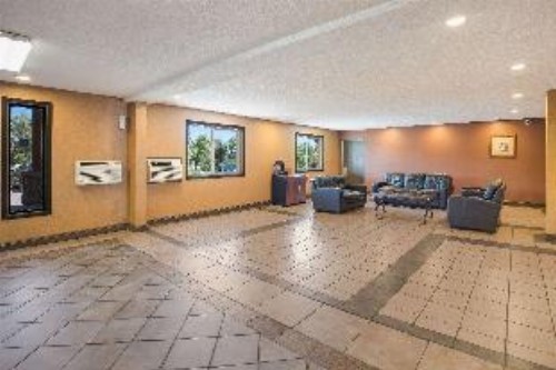 Rodeway Inn - image 6
