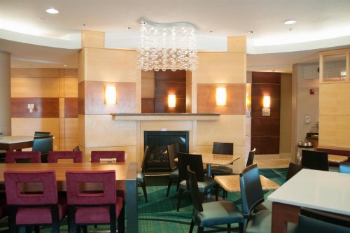 SpringHill Suites by Marriott Colorado Springs South - image 10