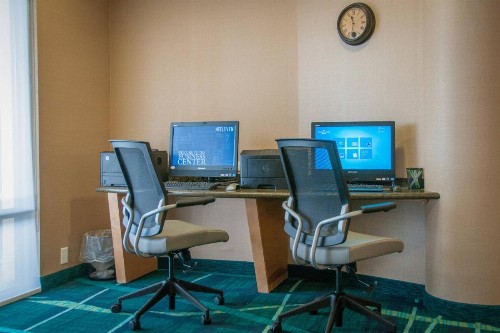 SpringHill Suites by Marriott Colorado Springs South - image 24