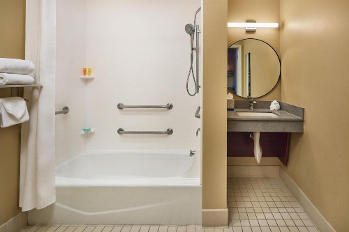 TownePlace Suites by Marriott Colorado Springs South - image 19