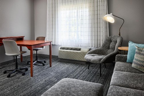 TownePlace Suites by Marriott Colorado Springs South - image 22