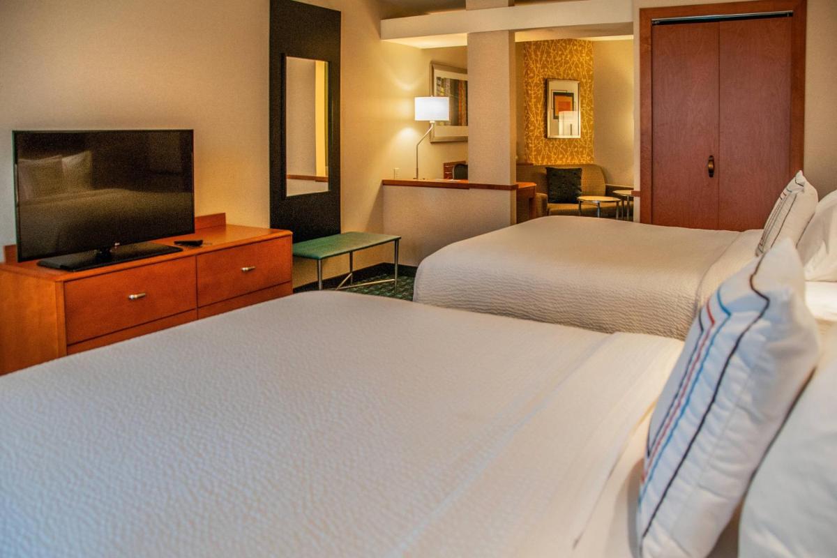 Fairfield Inn and Suites by Marriott Colorado Springs North Air Force Academy - image 7