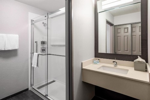 Courtyard by Marriott Colorado Springs South - image 13