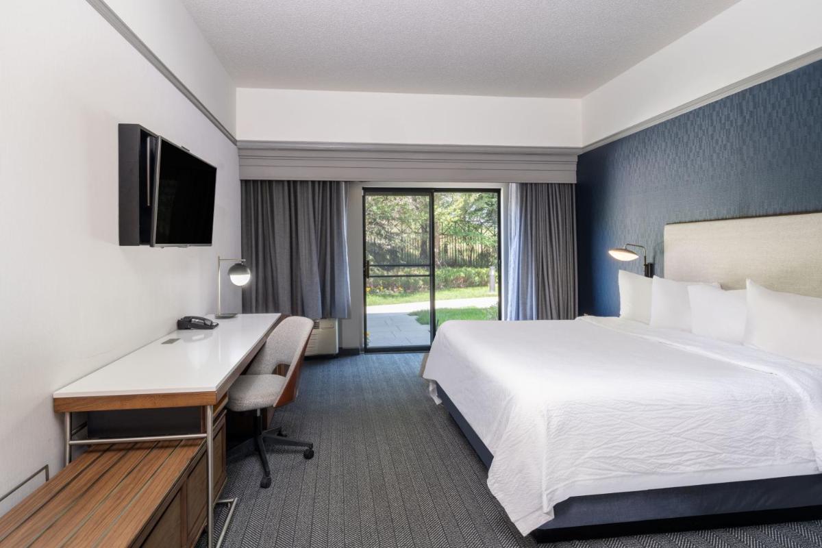 Courtyard by Marriott Colorado Springs South - image 3