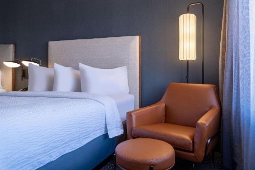 Courtyard by Marriott Colorado Springs South - image 4